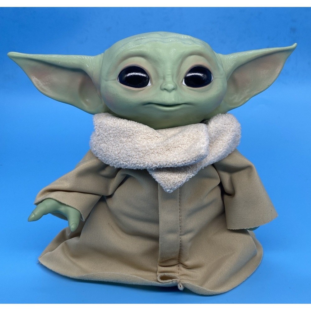 Star Wars The Mandalorian The Child Baby Yoda Grogu Talks Plush Hasbro 8" Works